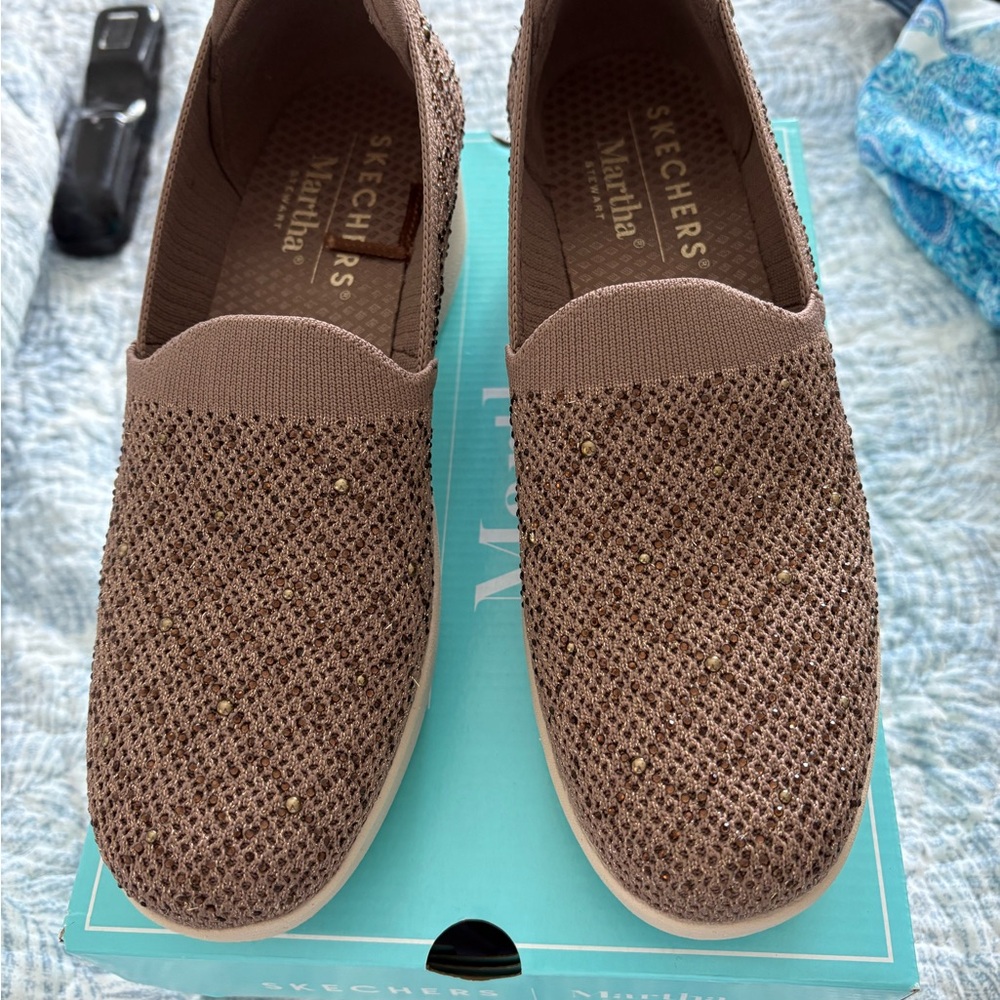 Skechers Women's Tan Loafers